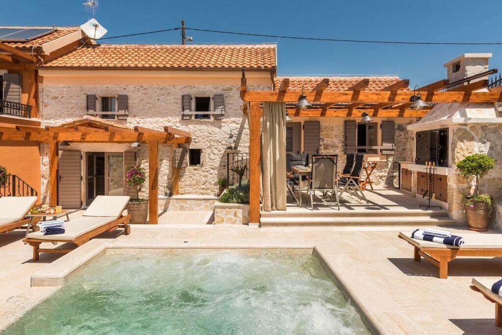 Villa Hirundo Rustica Skradin Luaran gambar