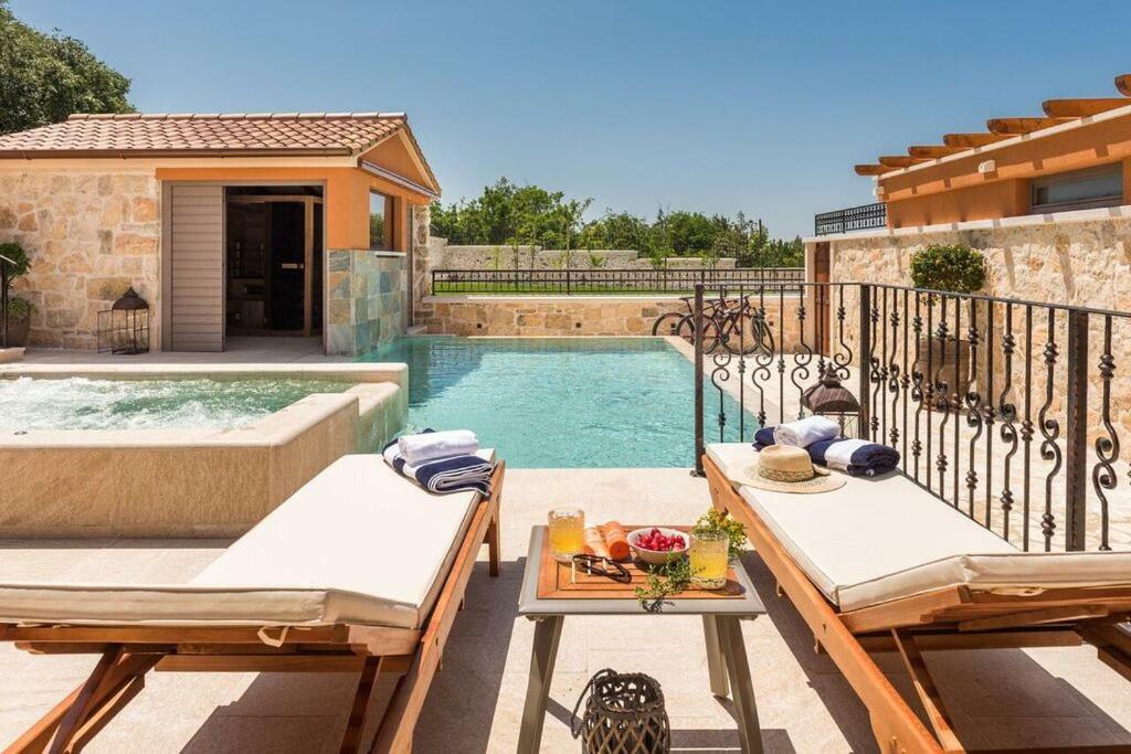 Villa Hirundo Rustica Skradin Luaran gambar