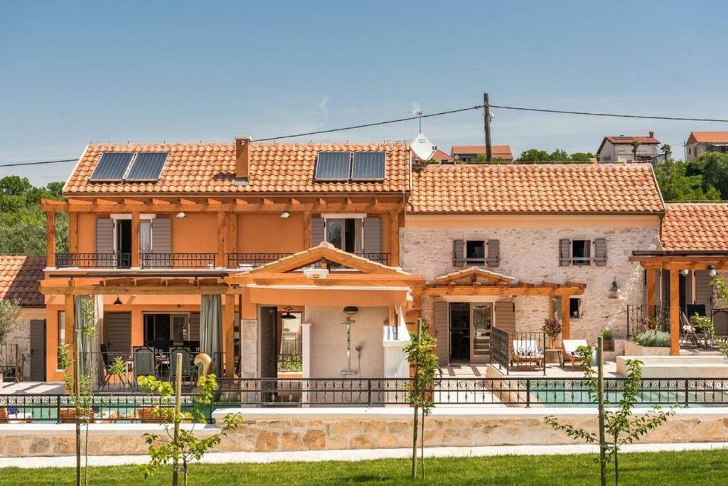 Villa Hirundo Rustica Skradin Luaran gambar