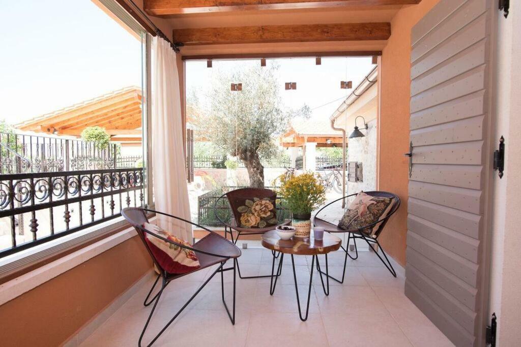 Villa Hirundo Rustica Skradin Luaran gambar